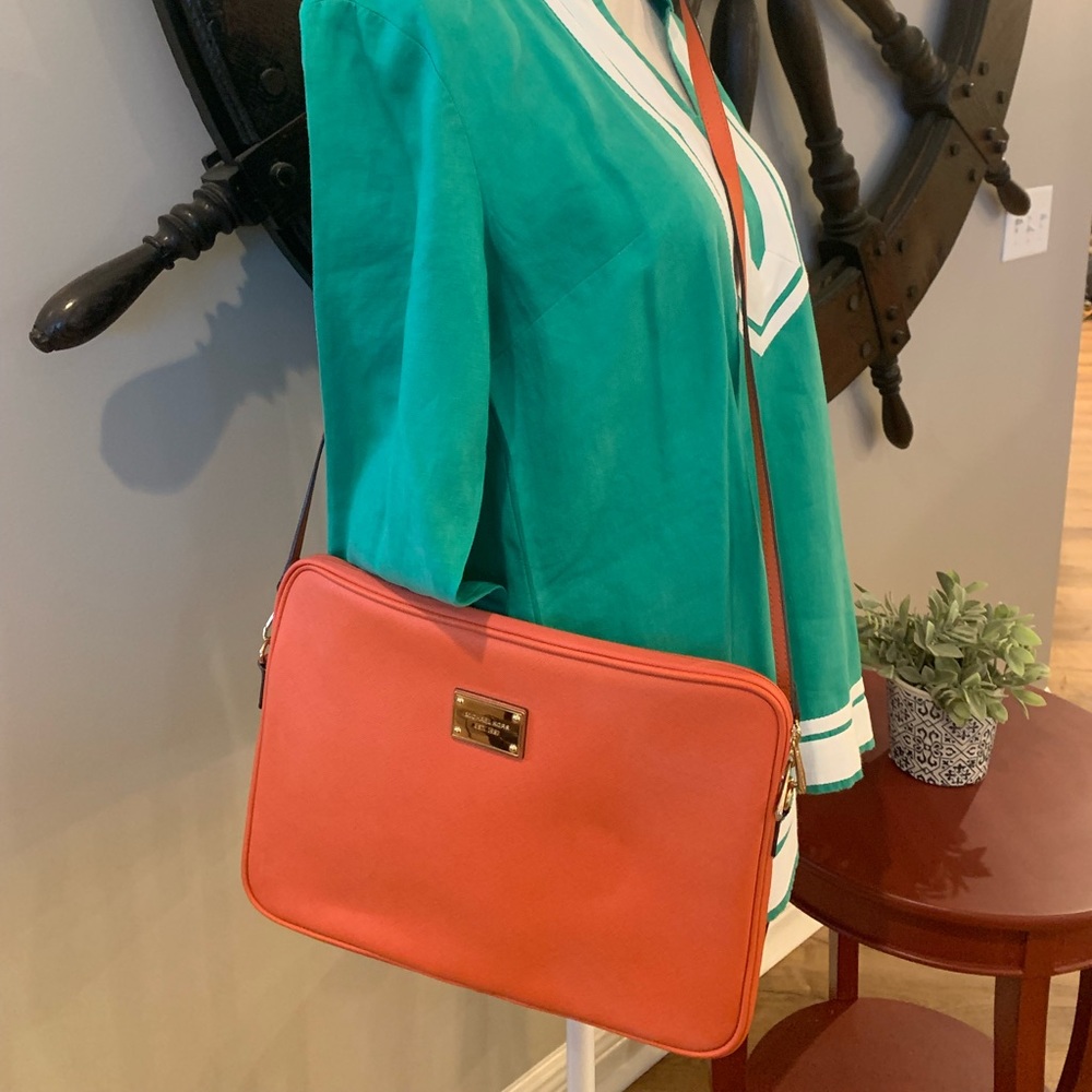 Michael Kors laptop/tablet shoulder bag